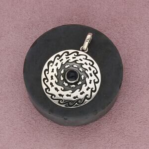 sterling silver vintage amethyst disc pendant